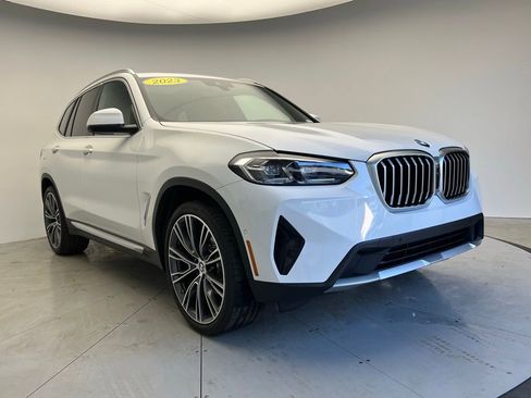 Certified 2023 BMW X3 sDrive30i w/ Premium Package image 2