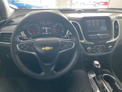Used 2018 Chevrolet Equinox LS image 31