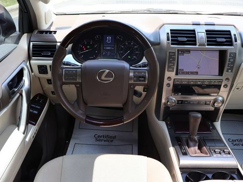 Used 2019 Lexus GX 460 Premium w/ Premium Package AWD/4WD image 6