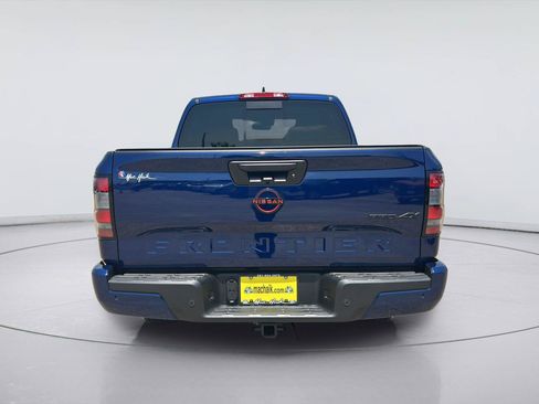 Used 2023 Nissan Frontier PRO-4X w/ Pro-4X Premium Package AWD/4WD image 5