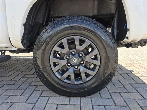 Used 2023 Toyota Tacoma SR5 w/ Technology Package image 19