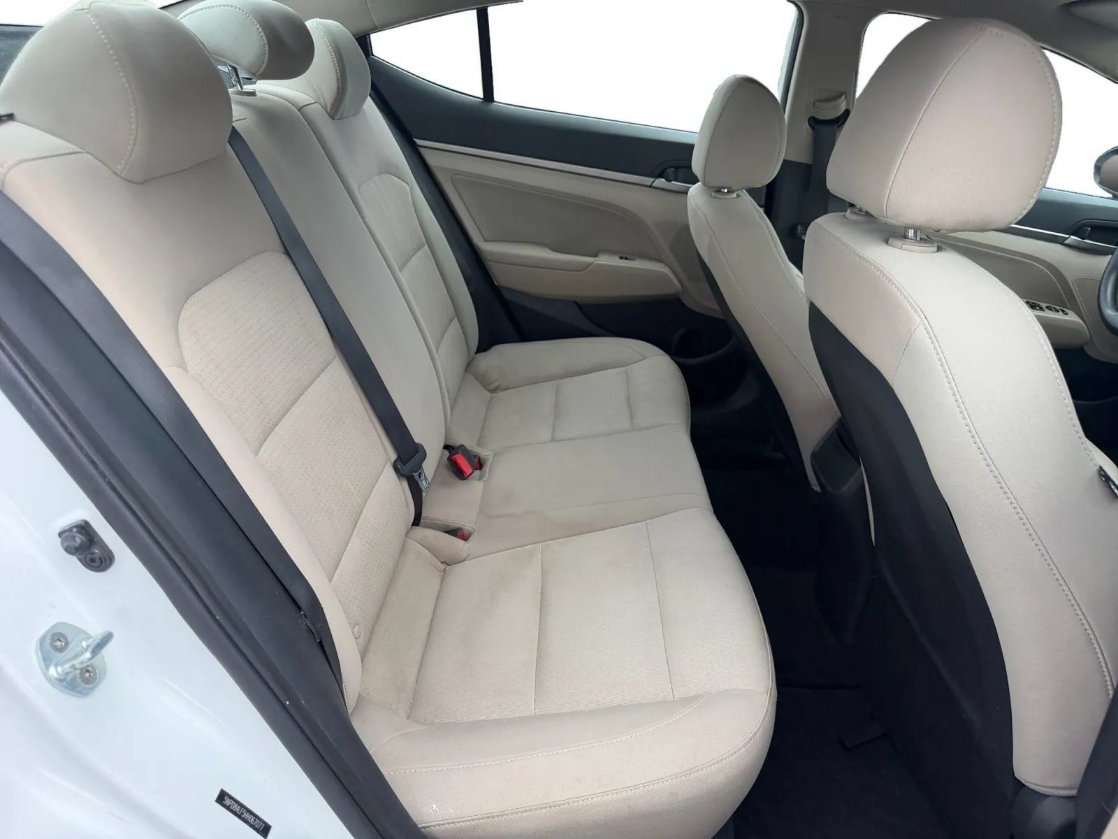 Used 2017 Hyundai Elantra SE FWD image 17