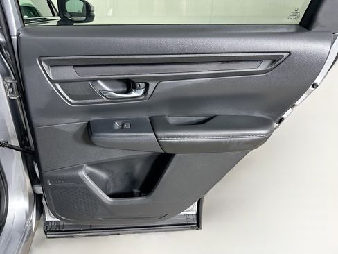 Used 2025 Honda CR-V LX image 28