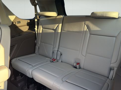 Used 2021 GMC Yukon Denali w/ Denali Ultimate Package RWD image 23