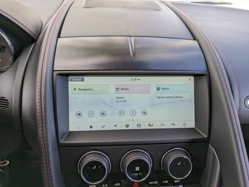 Used 2020 Jaguar F-TYPE Convertible image 15