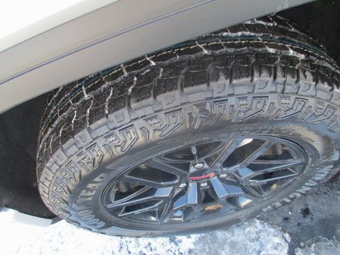 Certified 2021 GMC Sierra 1500 Elevation image 13