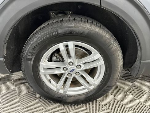 Used 2022 Ford Explorer XLT RWD image 19