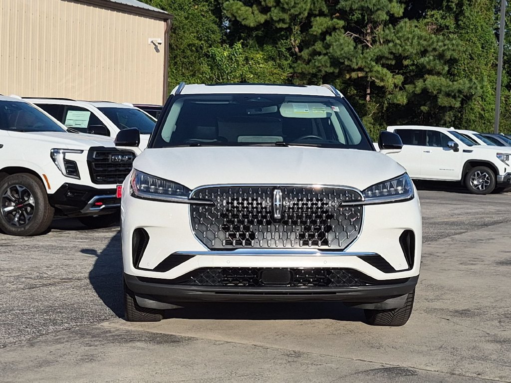 Used 2025 Lincoln Aviator AWD w/ Equipment Group 101A image 6
