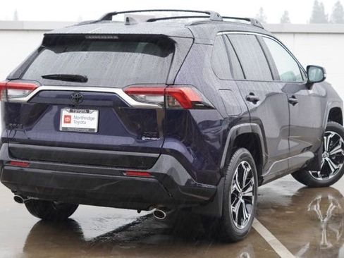 Certified 2025 Toyota RAV4 XSE image 7