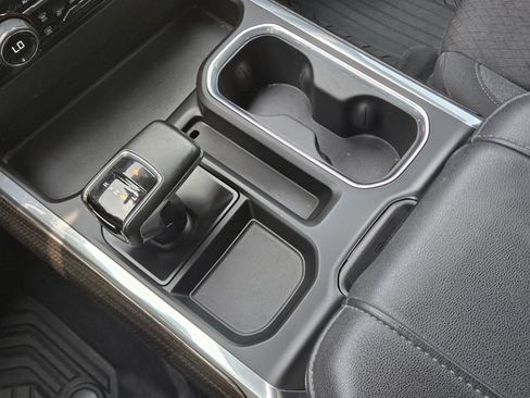 Used 2025 Chevrolet Silverado 1500 LT AWD/4WD image 20