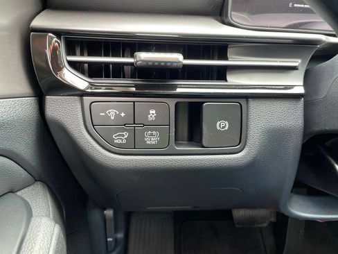New 2026 Kia Sportage EX AWD/4WD image 24