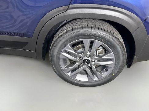 Used 2021 Kia Seltos S AWD/4WD image 33