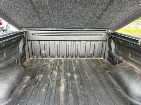 Used 2021 Toyota Tundra SR5 w/ SR5 Upgrade Package RWD image 30