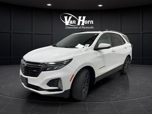 Used 2023 Chevrolet Equinox RS w/ RS Leather Package AWD/4WD image 3