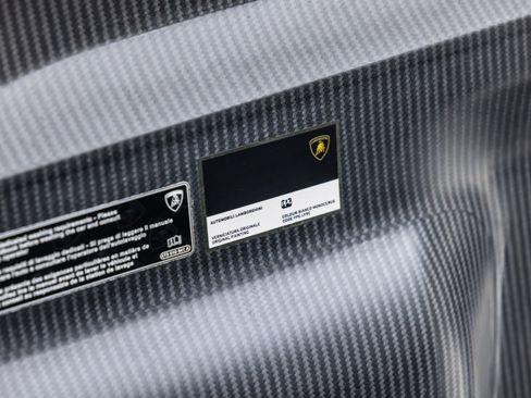 Used 2022 Lamborghini Huracan STO image 46