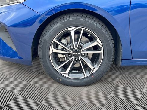 Certified 2024 Kia Forte LXS image 9