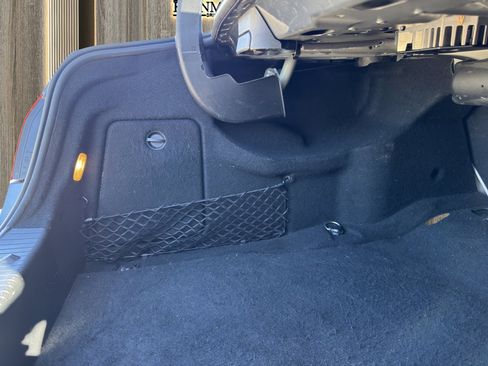 Used 2014 Mercedes-Benz E 350 Sedan image 62