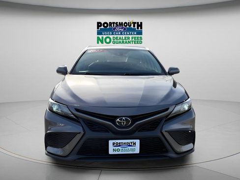 Used 2023 Toyota Camry SE FWD image 9
