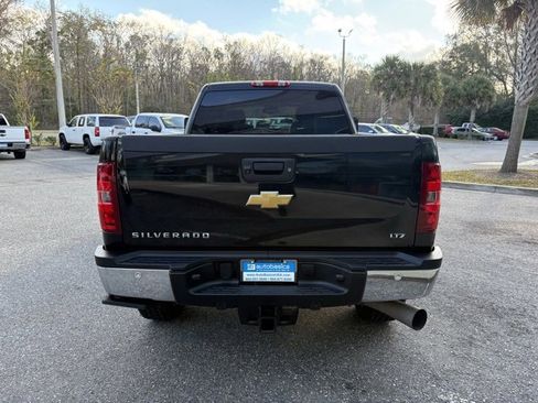 Used 2014 Chevrolet Silverado 2500 LTZ w/ LTZ Plus Package image 4