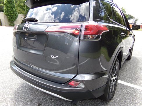 Used 2016 Toyota RAV4 XLE FWD image 7
