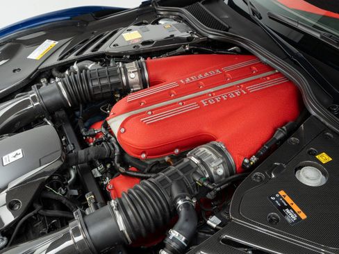 Certified 2022 Ferrari 812 Competizione image 42