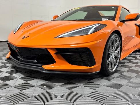 Used 2024 Chevrolet Corvette Stingray Convertible w/ Z51 Performance Package RWD image 3