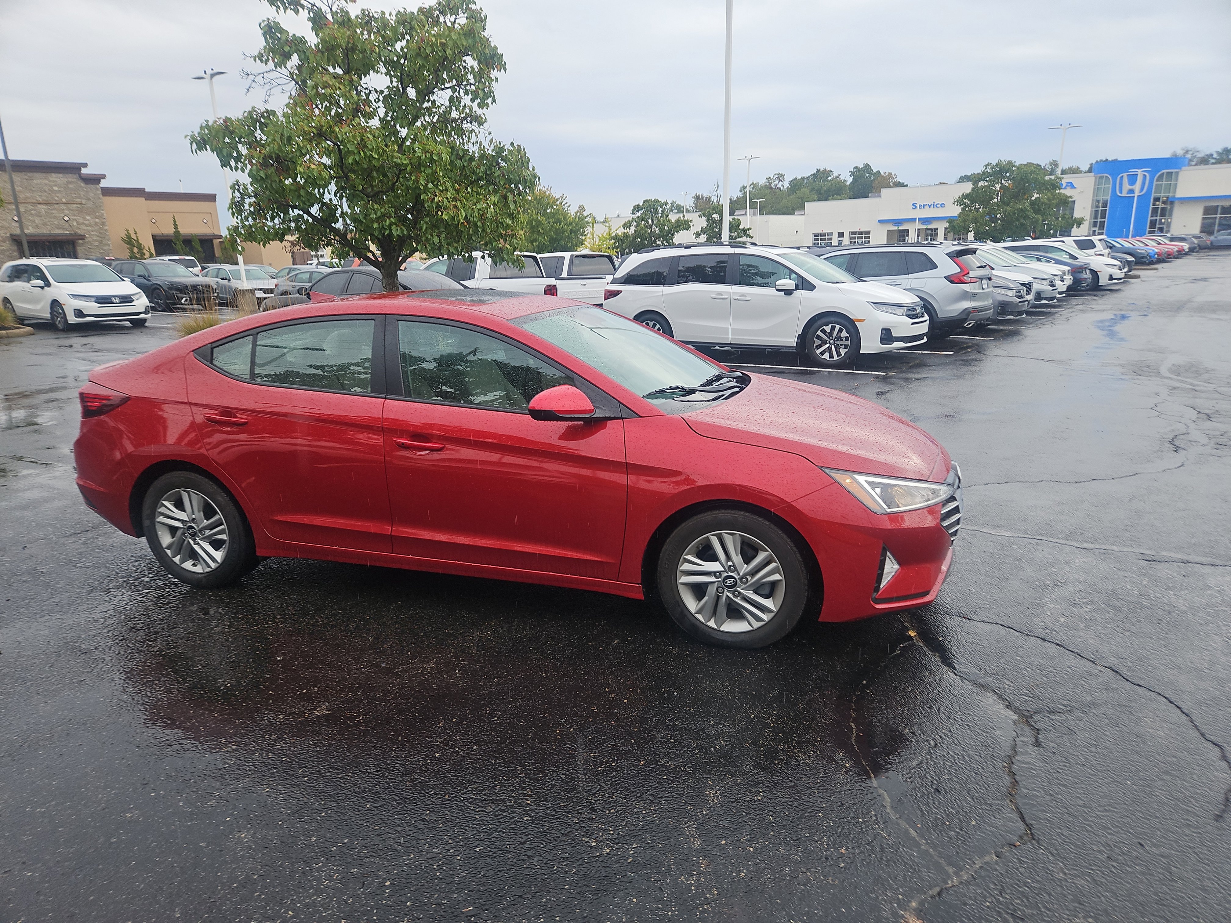Used 2020 Hyundai Elantra Value Edition FWD image 2