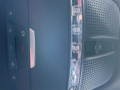 Used 2022 Mercedes-Benz GLC 300 GLC 300 w/ AMG Line image 22