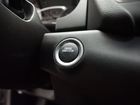 Used 2024 GMC Terrain SLE w/ Driver Convenience Package AWD/4WD image 29
