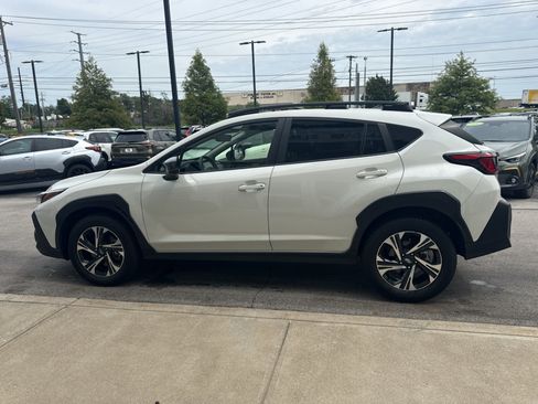 Used 2024 Subaru Crosstrek 2.0i Premium AWD/4WD image 6