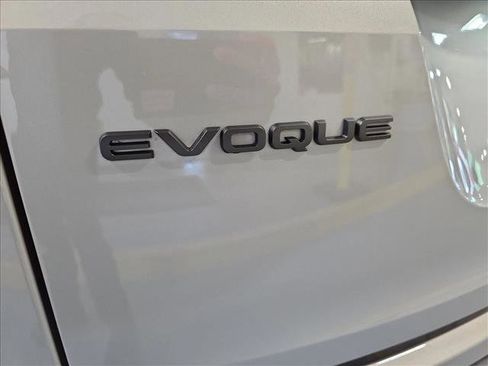 Certified 2026 Land Rover Range Rover Evoque Dynamic SE AWD/4WD image 12
