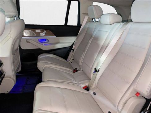 New 2026 Mercedes-Benz GLS 450 4MATIC image 18