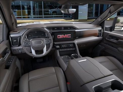 New 2026 GMC Sierra 2500 Denali w/ Denali Reserve Package image 15