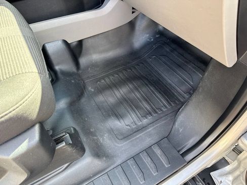 Used 2018 Ford F150 XL w/ Equipment Group 101A Mid AWD/4WD image 12