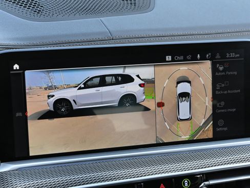 Certified 2023 BMW X5 xDrive45e w/ Executive Package image 35