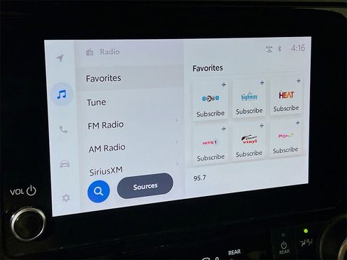 Certified 2024 Toyota Highlander LE image 14