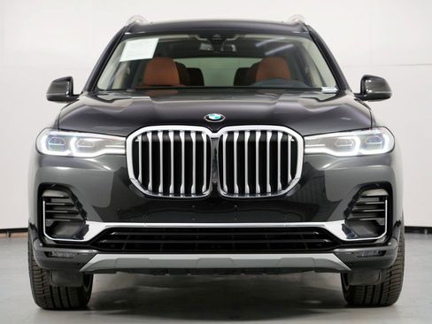 Used 2022 BMW X7 xDrive40i w/ Premium Package image 7