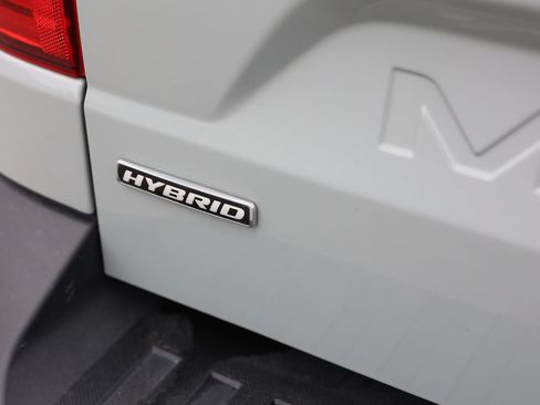 Certified 2022 Ford Maverick XL FWD image 10