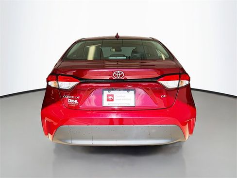 Used 2024 Toyota Corolla LE image 4