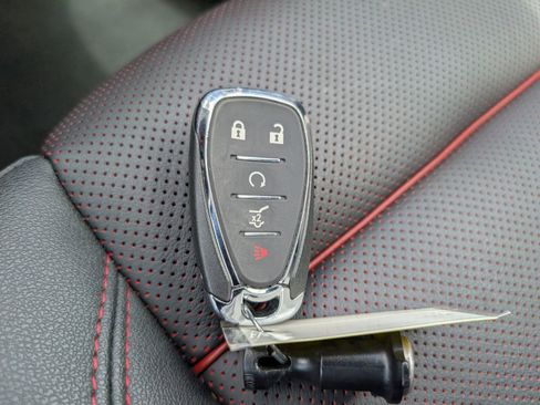 Used 2025 Chevrolet Blazer RS image 31