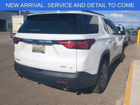 Certified 2023 Chevrolet Traverse LT FWD image 8