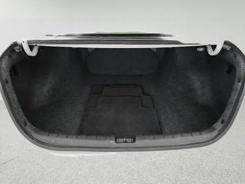 Used 2014 Honda Accord EX-L image 32