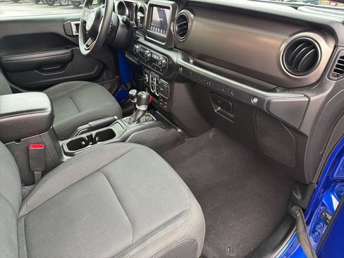 Used 2019 Jeep Wrangler Unlimited Sport S AWD/4WD image 29