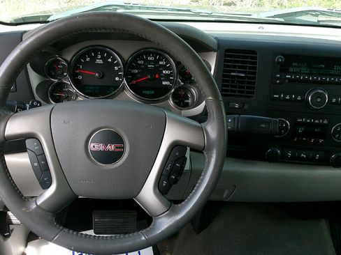 Used 2013 GMC Sierra 1500 SLE w/ Power Tech Package image 25