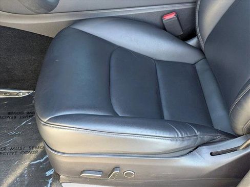 Used 2021 Tesla Model Y Long Range image 14