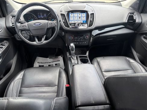 Used 2019 Ford Escape Titanium image 29