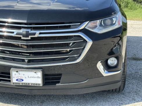 Used 2020 Chevrolet Traverse LT w/ LT Premium Package FWD image 8