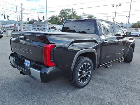 Used 2023 Toyota Tundra Limited AWD/4WD image 4