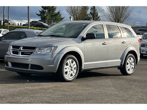 Used 2015 Dodge Journey American Value Package w/ Flexible Seating Group image 10