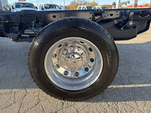 New 2026 RAM 4500 4x4 Crew Cab DRW image 12